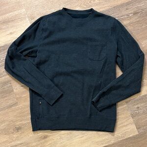 Men's Navy Vuori Crewneck